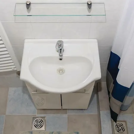 Four Bedroom In Apartmán