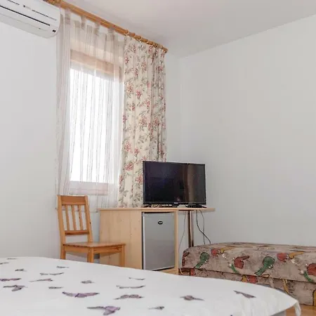 Four Bedroom In Apartmán *